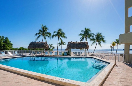 Tavernier Condo | Seagulls Oceanfront condo w/heated pool, beach & more