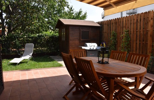 Follonica House | Seaside house with private garden