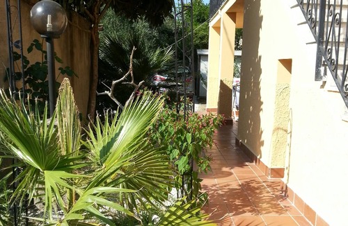 Marina di Carrara Apartment | Seaside in Marina di Carrara, apartment with garden