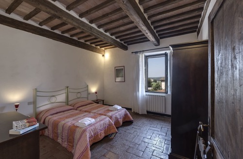 Mensanello Apartment | Seccatoio-4+1 apartment in the main village
