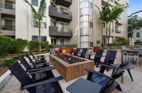 Del Rey Apartment | Serene Marina Studio · Free Parking · Walk to Beach · Pool · Gym · Hot Tub