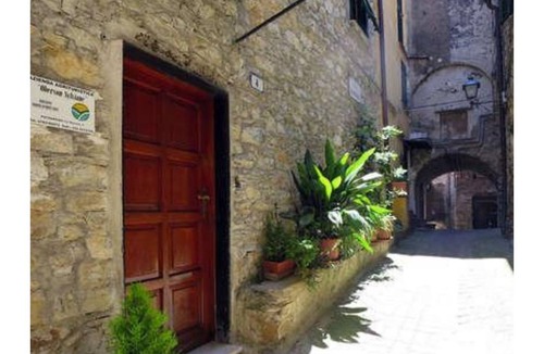 Boscomare House | Sergeant House