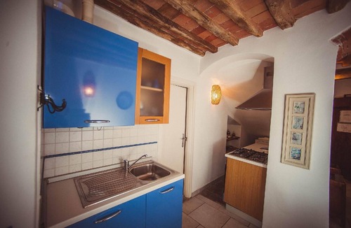 Massa Apartment | Seventh Heaven' flat with shared pool