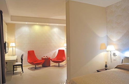 San Giovanni Teatino Hotel | SHotel