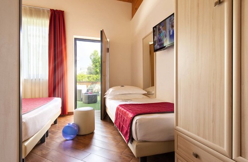 Pomezia Hotel | Simon Hotel