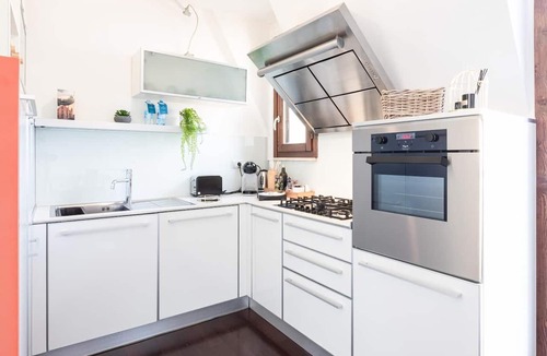 Bullona Apartment | Simplon Split level Terrace Top Collection
