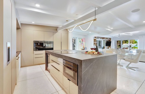 Summerland Key House | Sirena Key | Luxury Oceanfront Estate, Pool, Guest Cottage, Dock, 30min to Key West