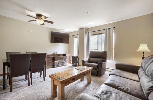 Peak 9 Apartment | Slope-side Studio Dog Friendly Full Kitchen