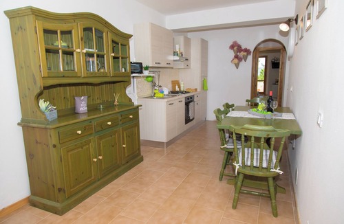 Petrella Liri Apartment | Small but lovely apartment in Marsica, on a hill surrounded by greenery!