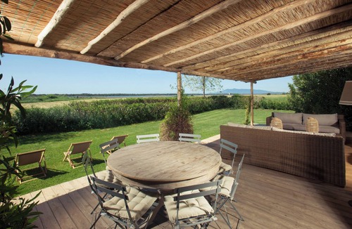Capalbio Cottage | Small Cottage del Lupino with access to the beach in the Oasis of Burano
