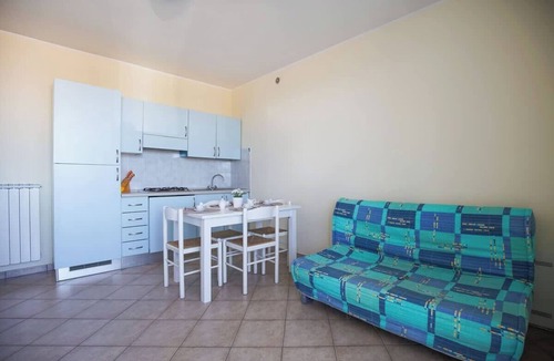 Lido degli Estensi Condo | SMITH 2B - With Private Garden and Terrace