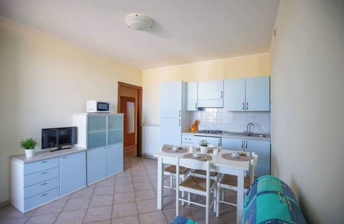 Lido degli Estensi Condo | SMITH 2B - With Private Garden and Terrace