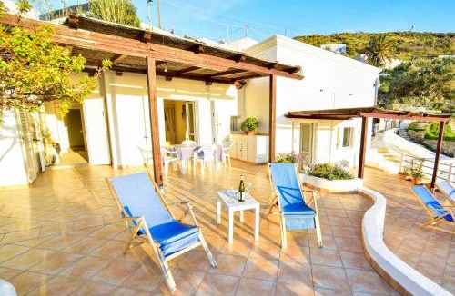 Le Forna Apartment | SOLEMAREPONZA Monolocali La Piana