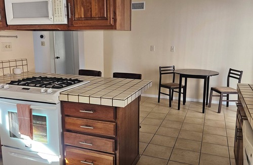 Southeast Torrance House | South Bay home great for freelancers, close to downtown LA, LAX and Long Beach