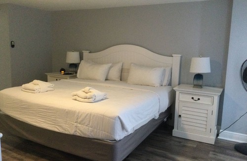 Anglers Park Resort | Spacious 3 bedroom Condo On Florida Bay Key Largo