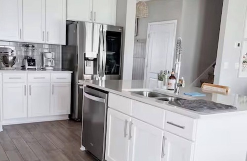 St. Augustine House | Spacious 4 bed 4 full bath house with community pool & gym in charming St. Aug!