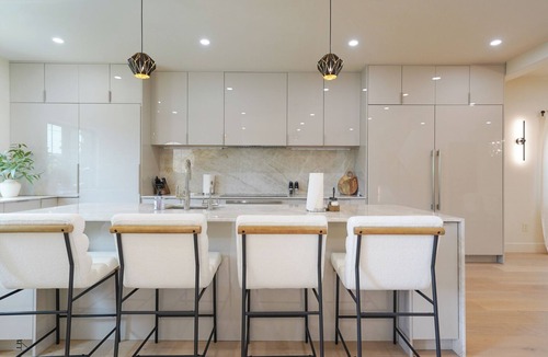 Northwest San Pedro House | Spacious 4-bedroom house in fantastic San Pedro with AC