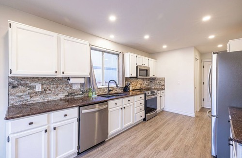 Prides Crossing House | Spacious 4BR Aurora Home with Sunroom and Fireplace