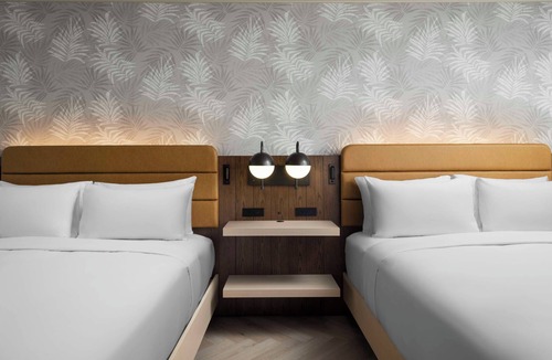 Los Angeles Hotel | Spacious Family Escape | 2 Pet Friendly Rooms! Pool, Gym, Shuttle Service!