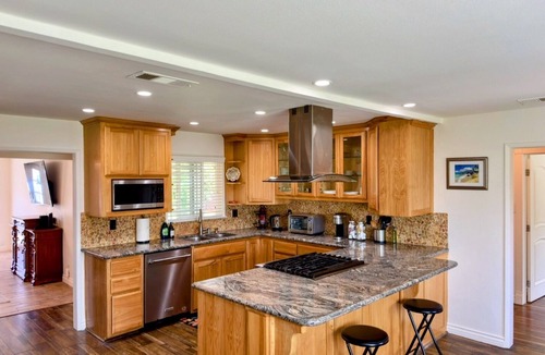 North Redondo House | SPACIOUS HOUSE NEAR THE BEACH!