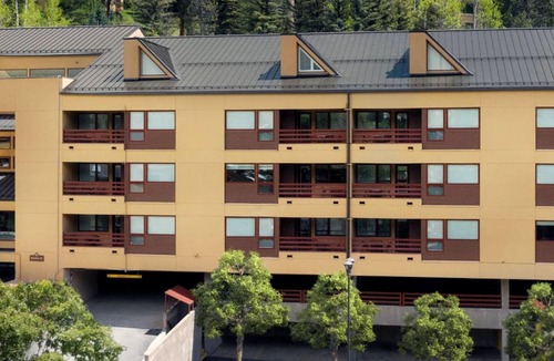 Vail Villa | Spacious Vail Loft w/Fireplace at StreamSide Douglas