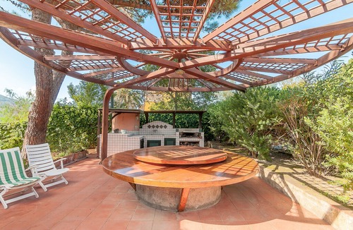 Procchio Villa | Spacious villa with great outdoor area - Villa La Guardiola