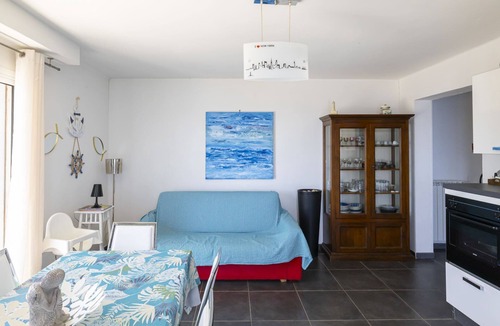 Cipressa Apartment | Spacious villa with sea views