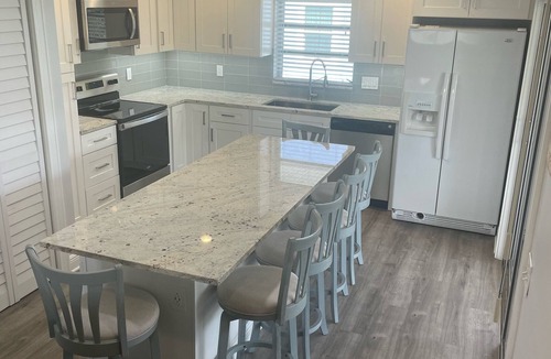 Cutthroat Harbor Estates House | Special Rate Available August 2026 book now