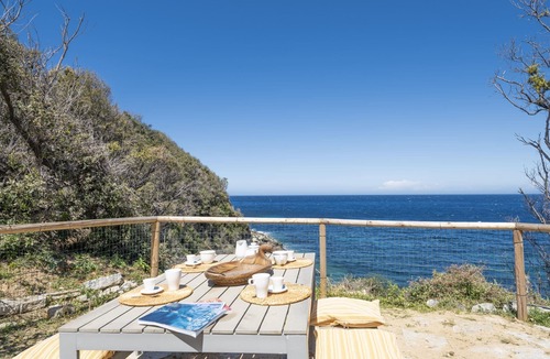 Marciana Villa | Splendid house pieds dans l'eau for 10 people on the island of Elba, Private access to the sea.