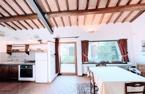 Spoleto House | Spoleto Country Park - ideal for grand occasions! Exc yours! Slps 28