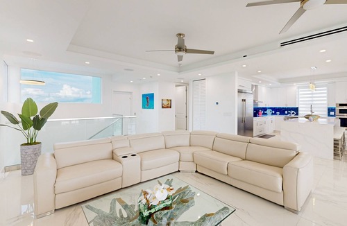 Sexton Cove Estates House | Sprawling waterfront home with pool, outdoor kitchen, game table, grill, & W/D
