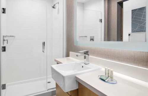 Redlands Hotel | SpringHill Suites by Marriott Riverside Redlands