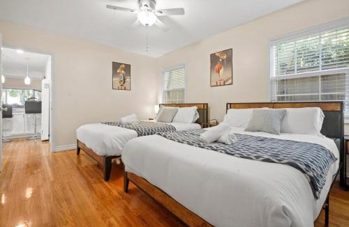 Belmont Shore Apartment | Steps to the Beach - Games - Free Parking