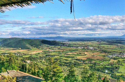Cortona Old Town Villa | Stone house villa with Spa in Cortona
