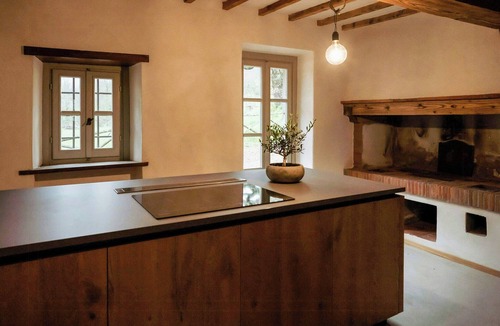 Poppi House | Stone villa with panoramic pool