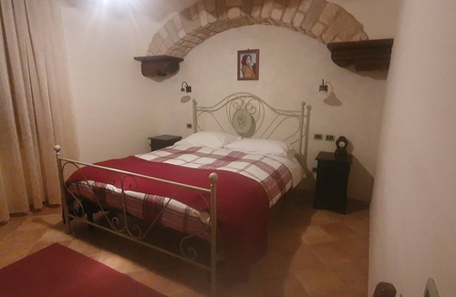 Monteluiano House | Stone villa with private pool and park, located in the Umbrian countryside