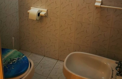 Raiano Bed & Breakfast | street room 3/4 beds with private bathroom
