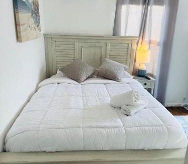 Culver - West Apartment | Studio, 5 minutes to Venice Beach Free Parking!