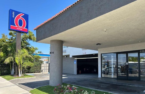 Gardena Hotel | Studio 6 Suites Gardena, CA