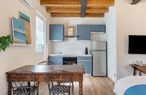 Rossiglione Apartment | Studio Apartment with Garden