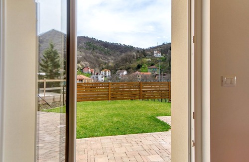 Rossiglione Apartment | Studio Apartment with Garden