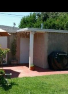 Lawndale Apartment | Studio in Southbay close to the beach SoFi stadium LAX