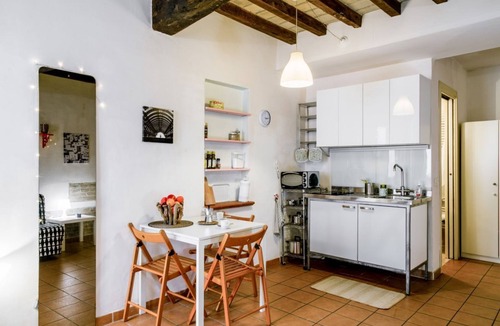 Parma City Centre Apartment | Studio located on the ground floor of a building from 1900.In 35 square meters of space it accommodates up two people with a double sofa bed.In a quiet and residential location, right in the center.We are located within the ZTL (limited traffic area).Con