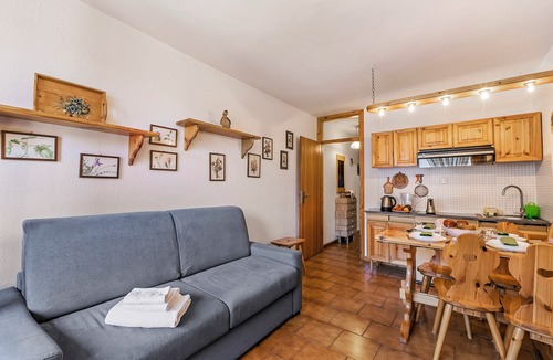 Borgata Sestriere Apartment | Studio Valleverde 11D Ski In Ski Out, Sestriere, Italy
