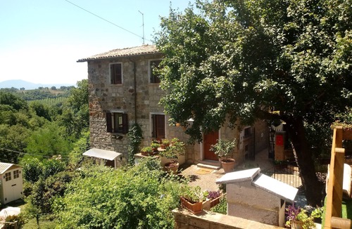 Bagnoregio House | Stunning 1-bed House in Castel Cellesi, Italy