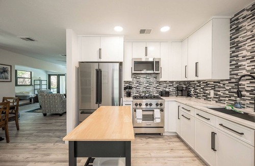 Cudjoe Gardens House | Stunning 3BR Lower Keys Remodel, Waterfront with 90-fT dock & private pool