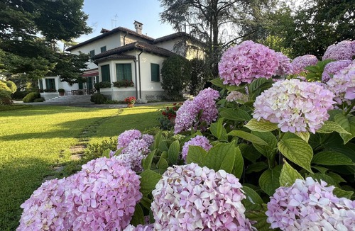 Vicenza Villa | Stunning 6-Bed private Villa with pool near Venice