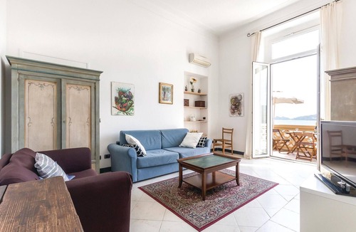 Rapallo Apartment | Stunning apartment in Rapallo GE with swimming pool