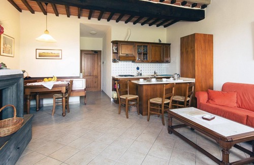 Pomarance Apartment | Stunning apartment in Pomarance PI with swimming pool