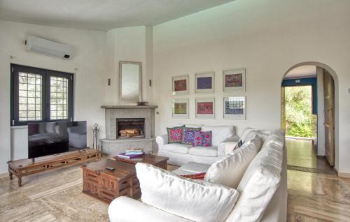 Sutri House | Stunning Home In Fonte Vivola